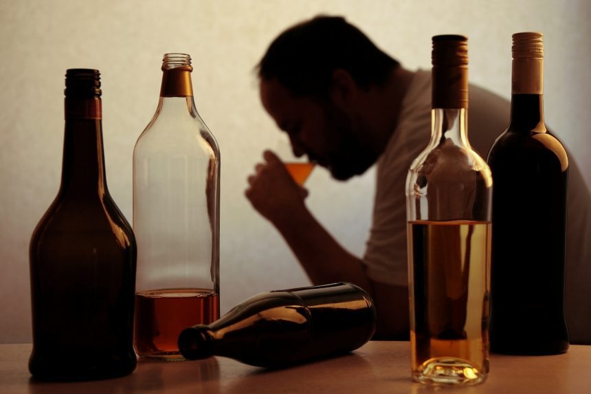 Употребление алкоголя – смертельная опасность для здоровья человека